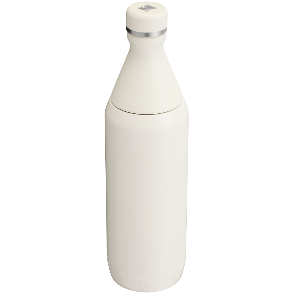 Stanley All Day Slim Water Bottle 20 OZ In Cream White Gloss